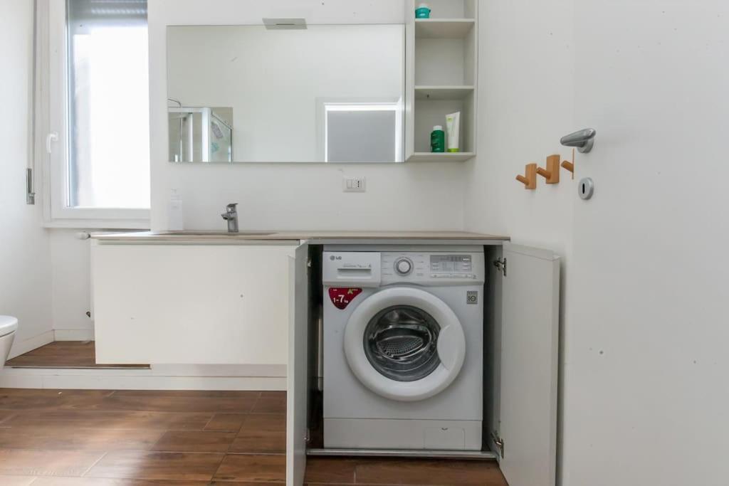 Bocconi And Navigli Apartment Milano Eksteriør billede