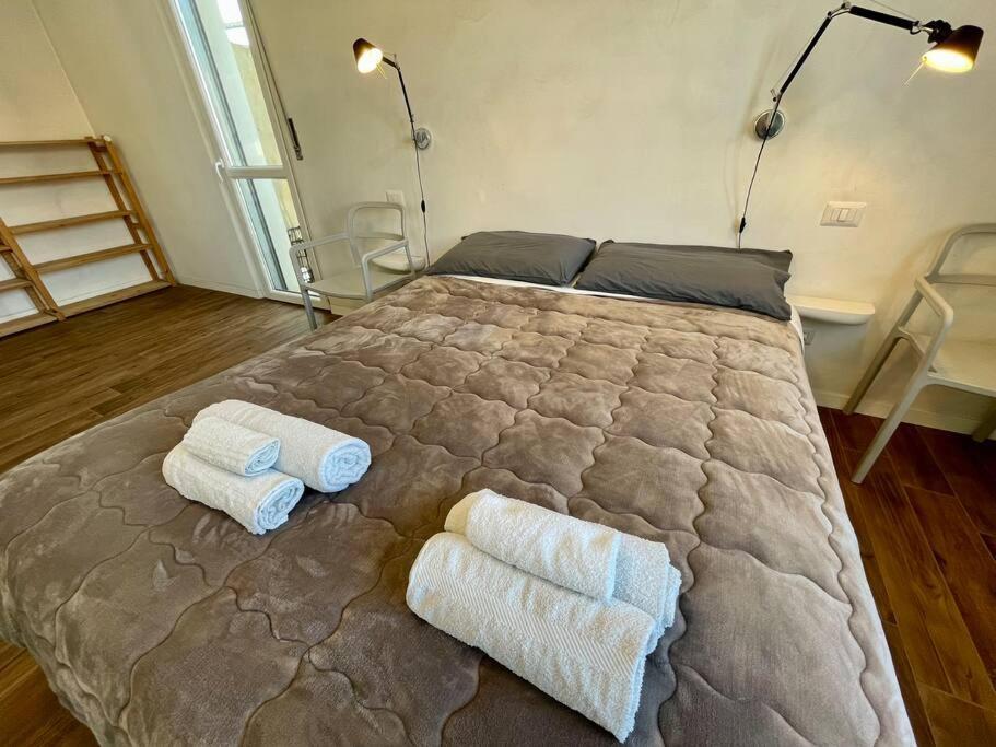 Bocconi And Navigli Apartment Milano Eksteriør billede